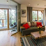 W Rent like home - Droga do Tadziakow